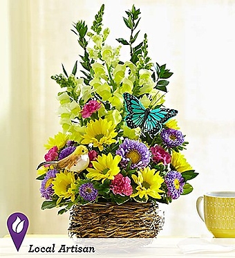 Springtime Bird&rsquo;s Nest of Flowers&trade;